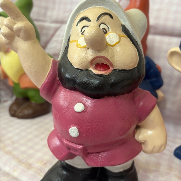 Vintage Ceramic Set of 5 Dwarves Disney Figurines Hand Painted - Picture 12 of 16